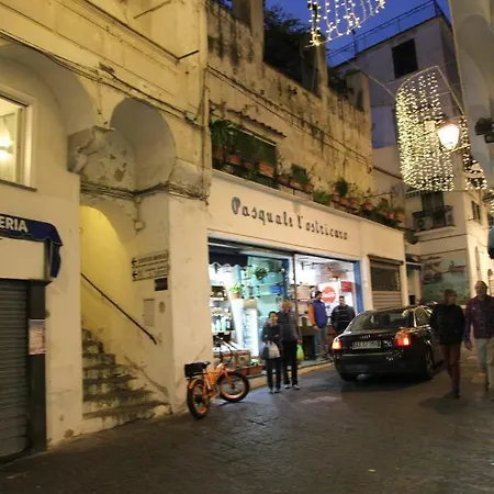 Hébergement de vacances Arco Della Rua *
